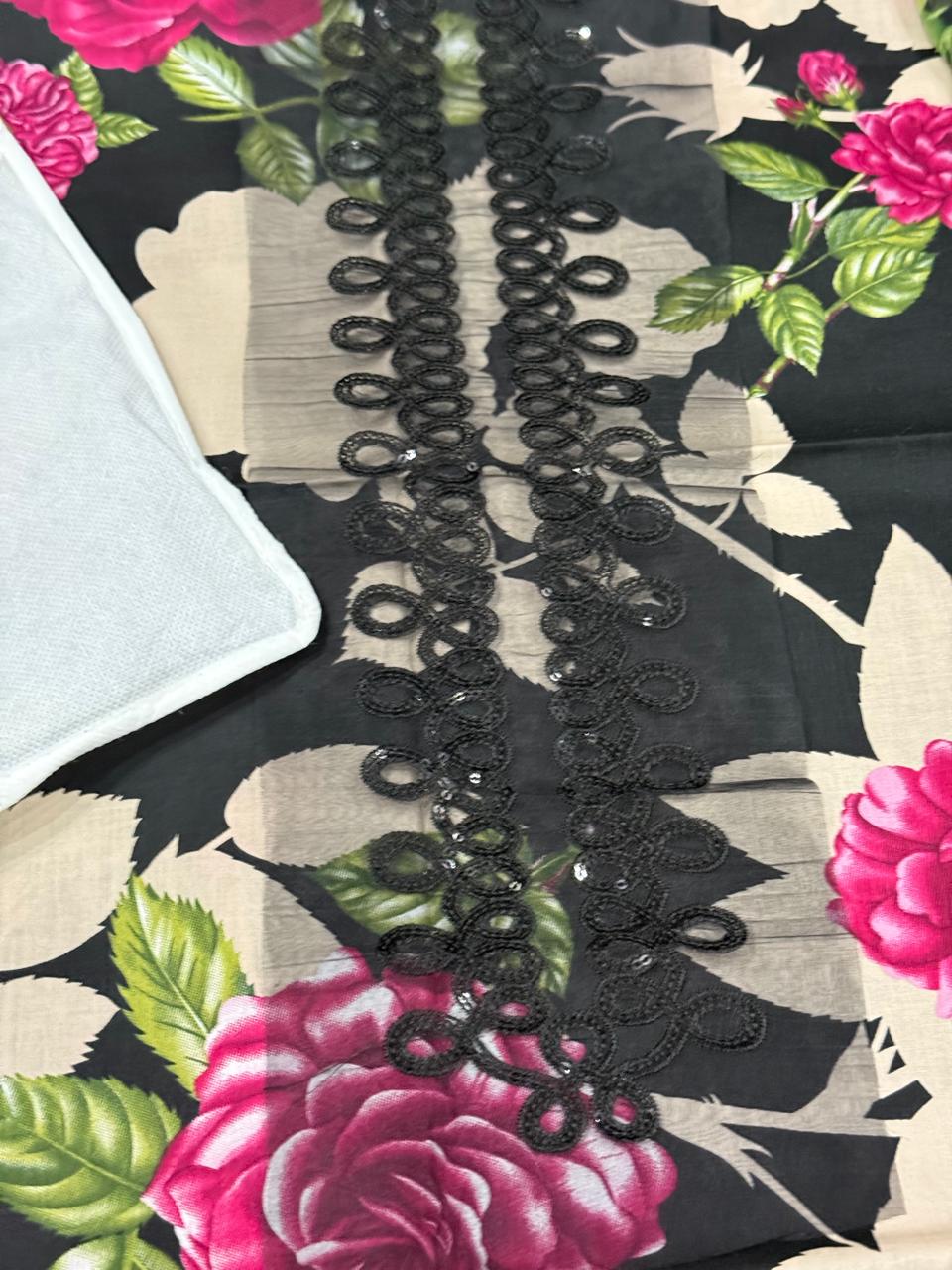Baroque Luxury Lawn Embroidered Collection 3 Pc Unstitched